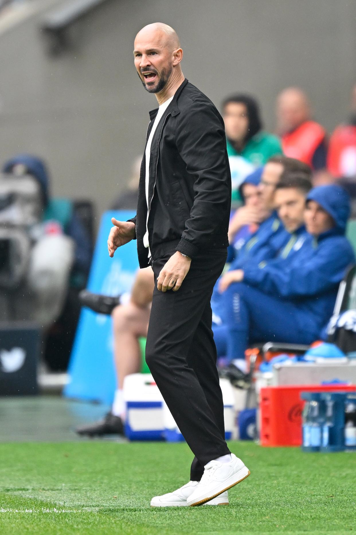 门兴格拉德巴赫训练开放日；今夜回应争议引欢呼；意大利杯在即；纪律约束更严格-九游下载安装