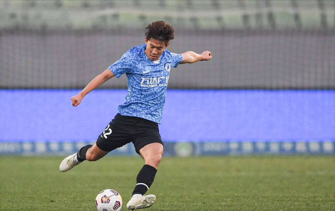 关于风云突变那不勒斯冲刺阶段门线救险；中超版图或变；底气十足；球探报告显示潜力的信息-九游体育下载